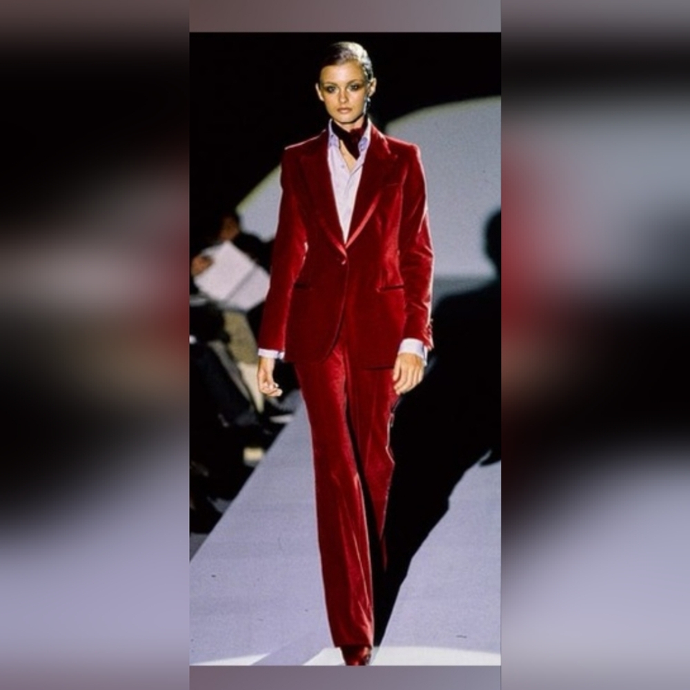 Elegant Red Velvet Women's Suit